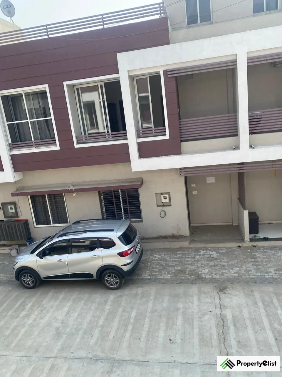 Ready to Move 3 BHK banglow in Ahmedabad photo thumbnail 5