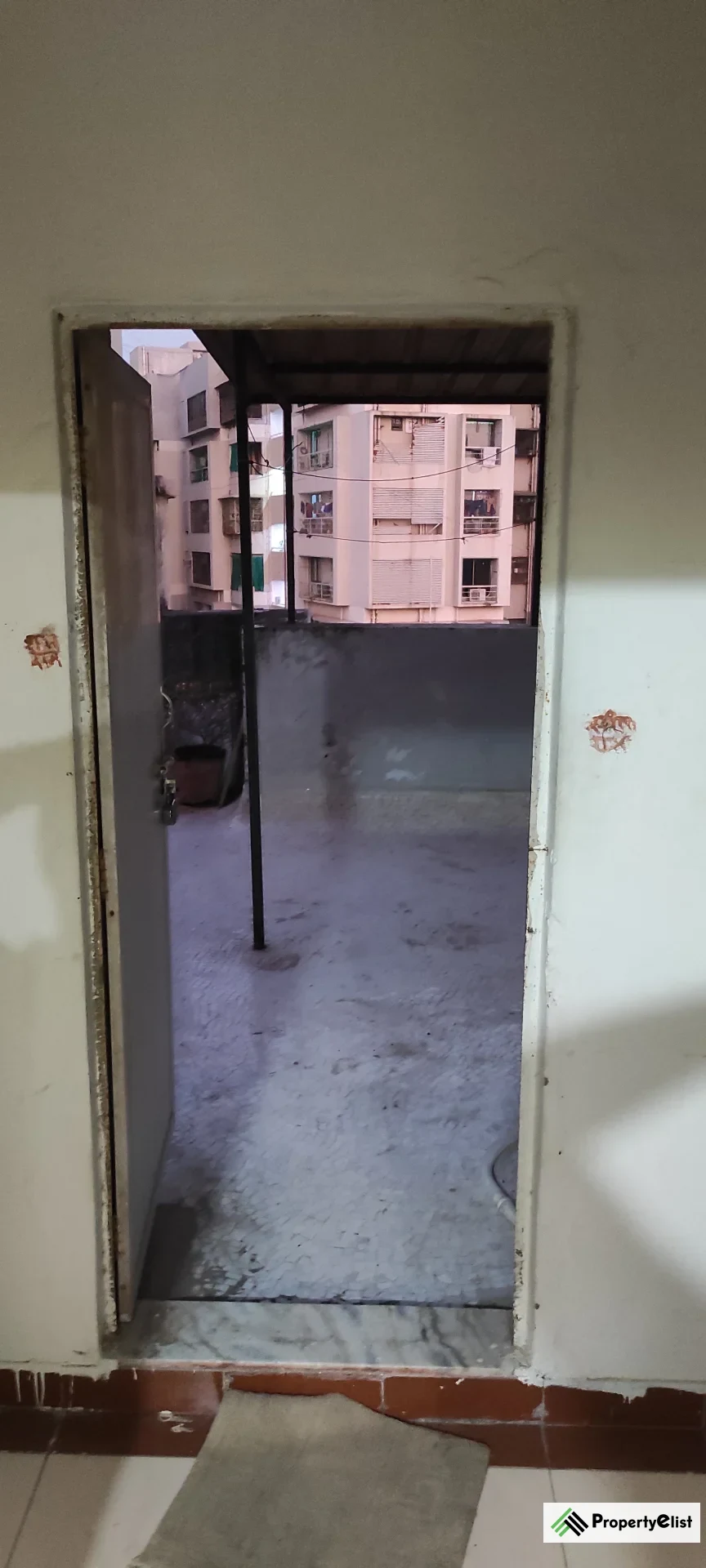 1 BHK Pant house Apartment / Flat For Sale in Ahmedabad photo thumbnail 6